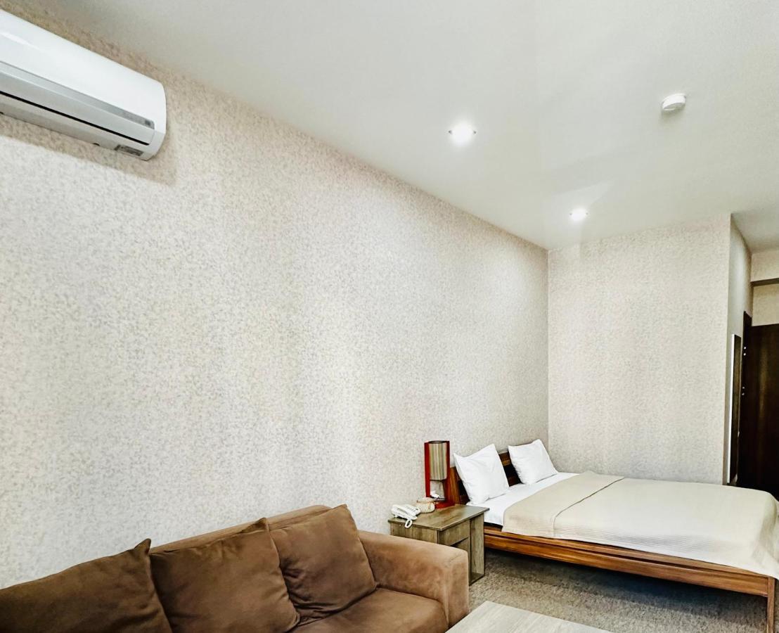 Liel Hotel Tbilisi ภายนอก รูปภาพ