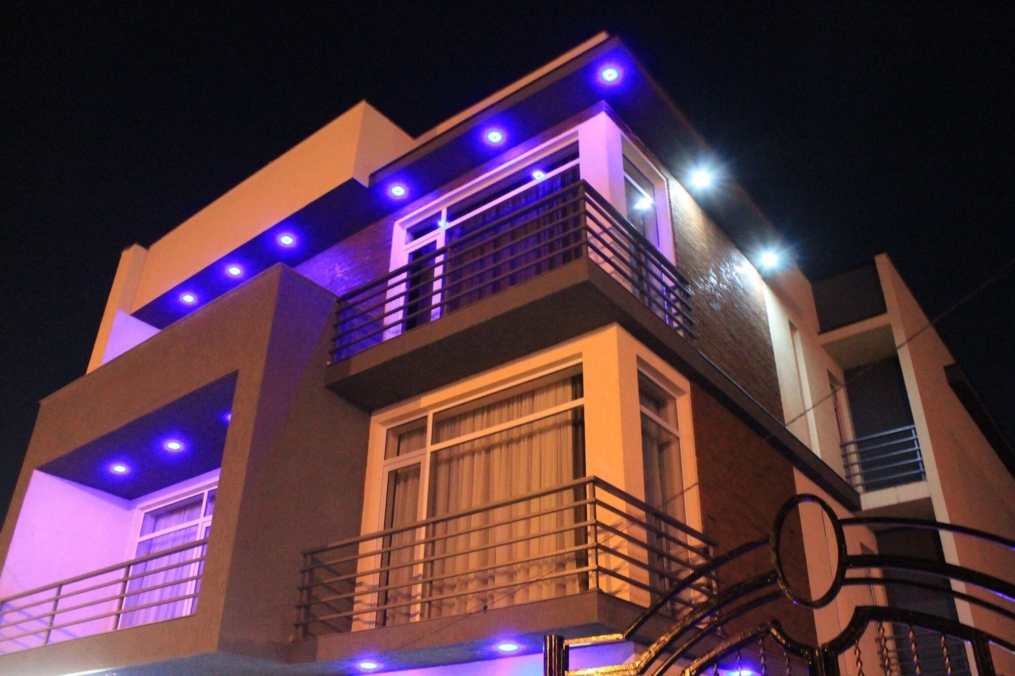 Liel Hotel Tbilisi ภายนอก รูปภาพ